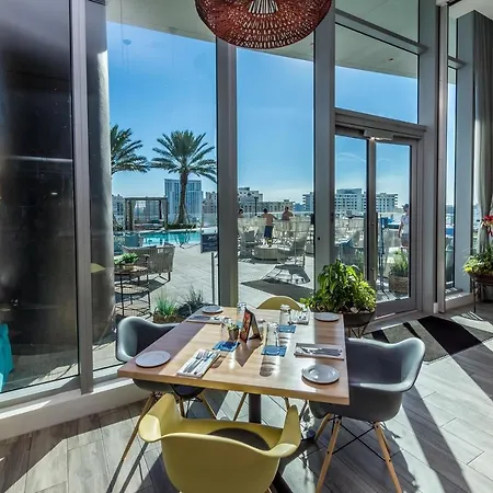 Picturesque Beachfront Condo - Lovely 2Bd And 2Ba Apt With Direct Ocean View Hollywood Exterior photo