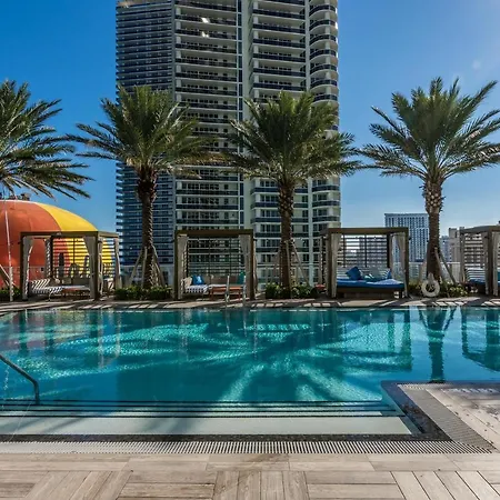 Picturesque Beachfront Condo - Lovely 2Bd And 2Ba Apt With Direct Ocean View Hollywood Exterior photo